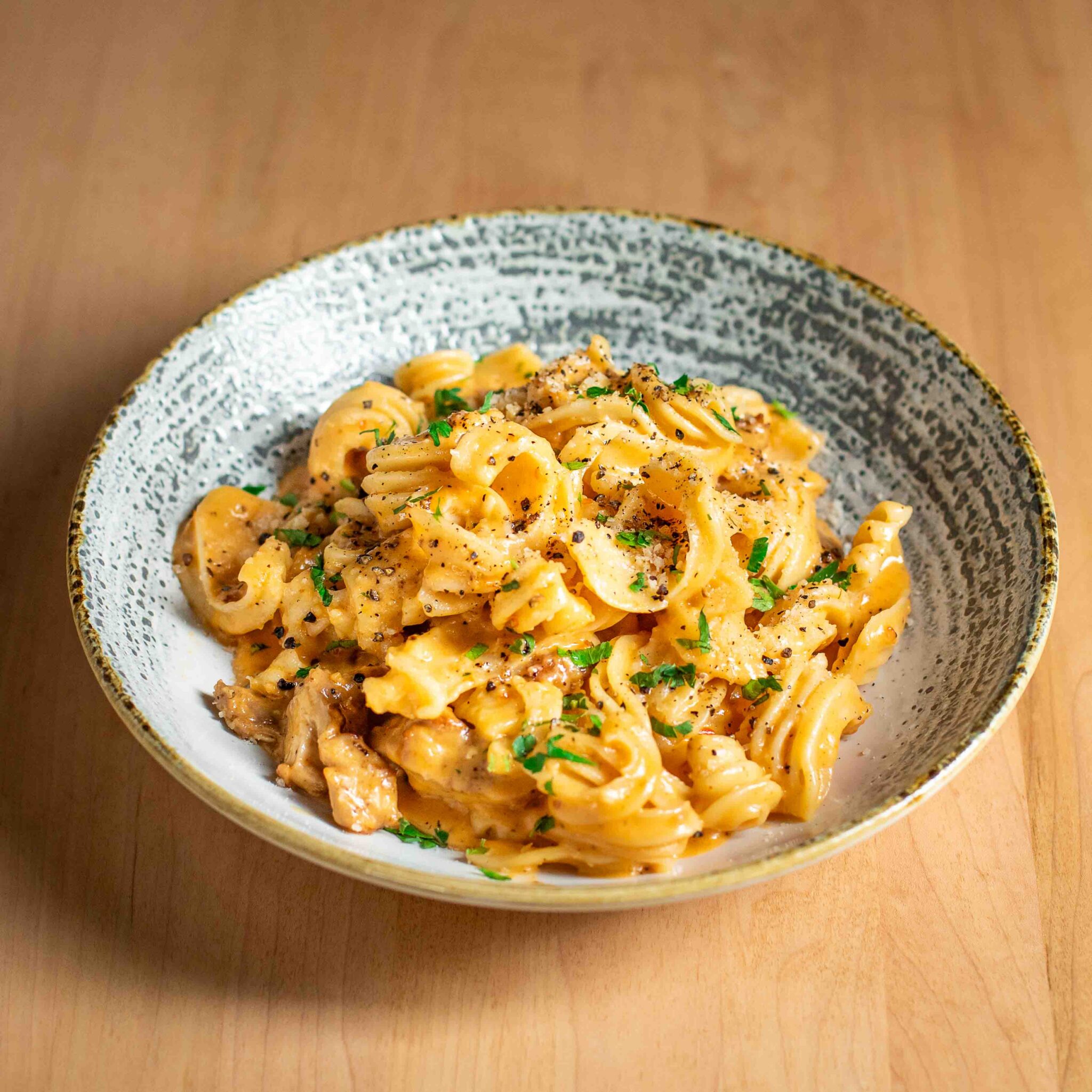 Tellicherry Chicken and Smoked Gouda